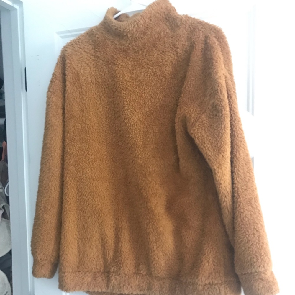 Fuzzy, cozy turtle neck.